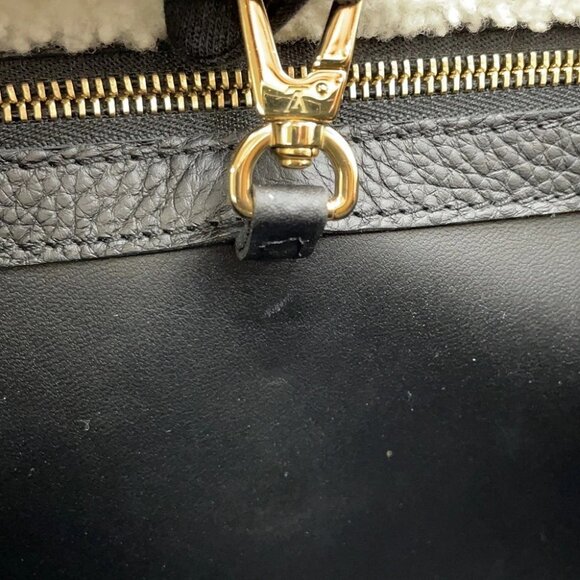 LOUIS VUITTON Capucines Size MM Taurillon Leather/Shearling Noir M59073 - Picture 13 of 16